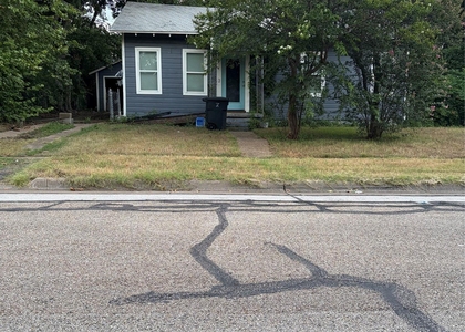907 Attas Ave - Photo 1