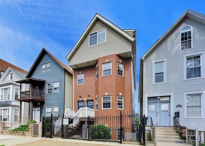 3115 N Oakley Avenue - Photo 1
