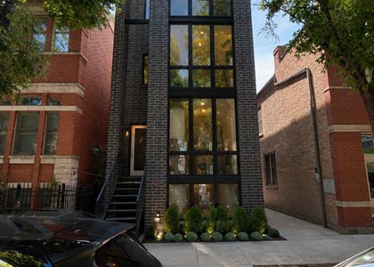 1073 W Polk Street - Photo 1