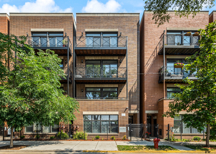 3128 W Walton Street - Photo 1