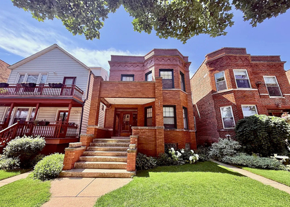 2535 W Eastwood Avenue - Photo 1