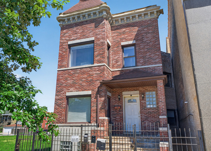 3354 W Jackson Boulevard - Photo 1