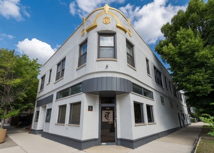 4006 N Bell Avenue - Photo 1