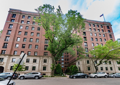 400 W Deming Place - Photo 1
