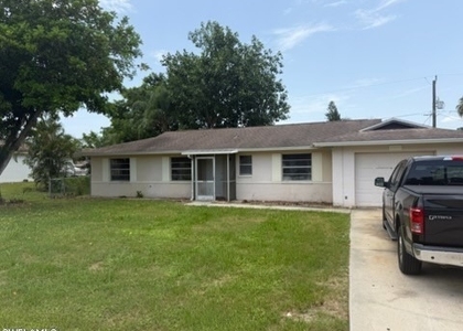 18609 Miami Boulevard - Photo 1
