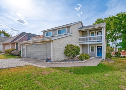 131 Cove Circle - Photo 1