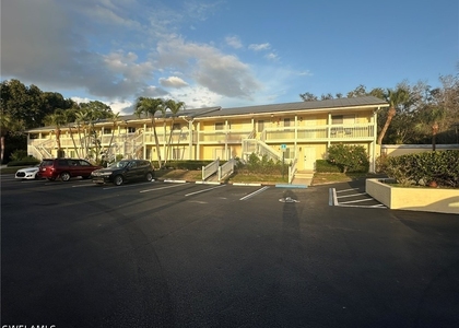 4621 Bayshore Drive - Photo 1