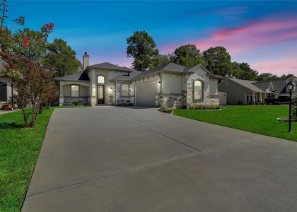 73 Wyndemere Drive - Photo 1