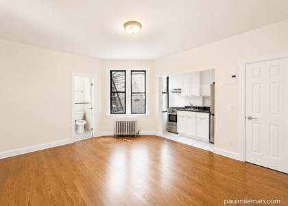 West 10th Street & Bleecker - Photo 1