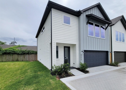 8316 Curry - Photo 1