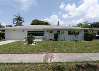5 S Hercules Avenue - Photo 1
