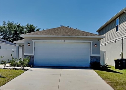 1052 Papaya Circle - Photo 1