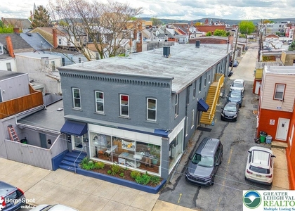 1210 W Turner Street - Photo 1