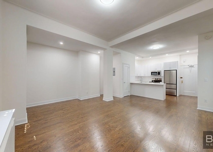 25 West 68th Street  - Photo 1