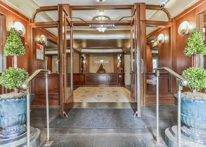 15 Lafayette Court - Photo 1