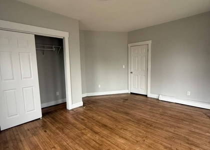 690 William Street - Photo 1