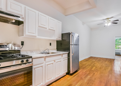 828 Halsey Street - Photo 1