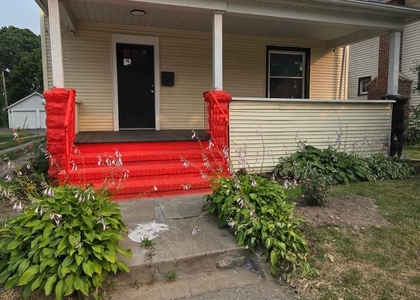 1704 E Main St - Photo 1