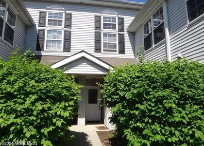 785 Banyan Court - Photo 1