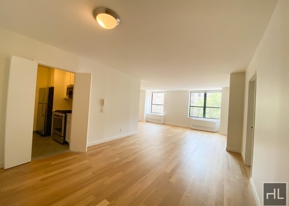 West 87th Street - Photo 1