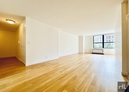 West 87th Street - Photo 1