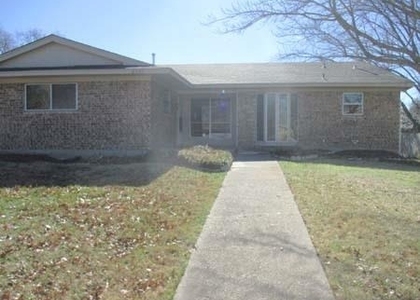 2905 Linda Drive - Photo 1