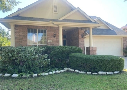 302 Crabapple Drive - Photo 1
