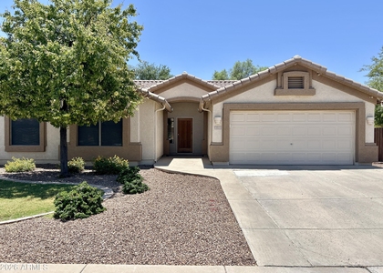 3863 E Linda Court - Photo 1