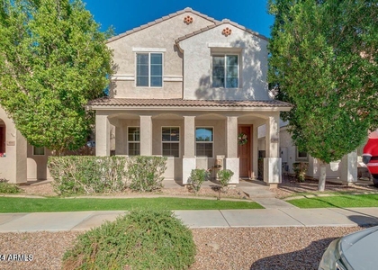 4050 E Oakland Street - Photo 1