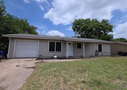 432 Lorna Street - Photo 1