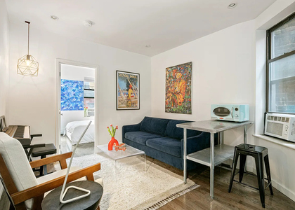 Stanton Street - Photo 1