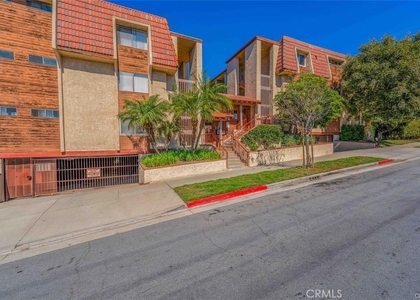 2101 E 21st Street - Photo 1