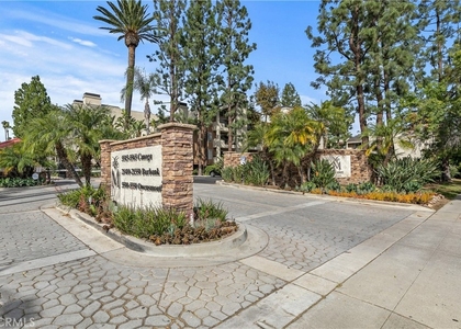 5500 Owensmouth Avenue - Photo 1
