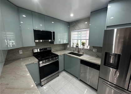 7432 Hazeltine - Photo 1