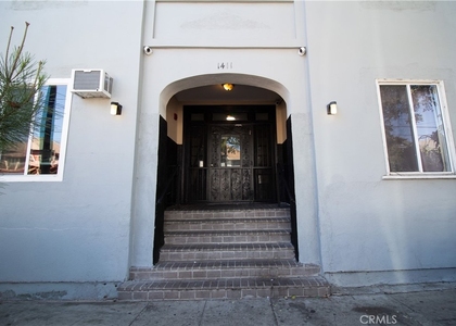 1411 Burlington Avenue - Photo 1