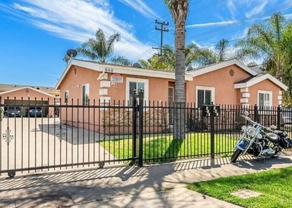 660 W 94th Street - Photo 1