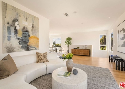 11724 Culver Boulevard - Photo 1