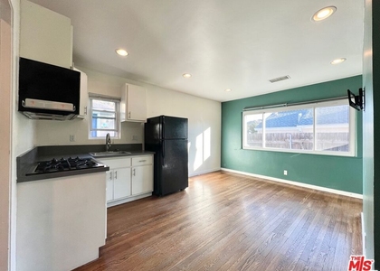 10006 Silverton Avenue - Photo 1