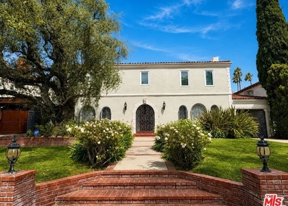 414 N Las Palmas Avenue - Photo 1
