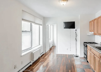 109 Lexington Avenue - Photo 1