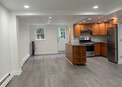 47-19 31st Avenue - Photo 1