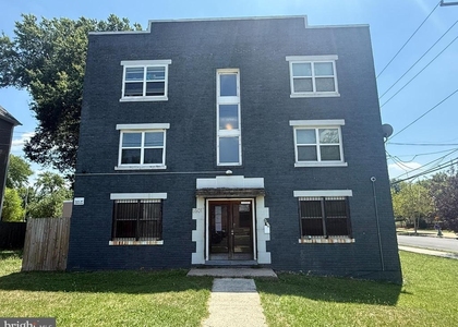 5501 Foote St. Ne - Photo 1