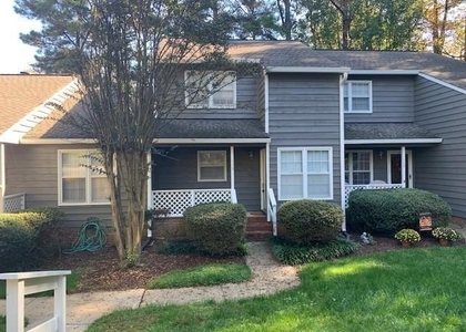 112 Lake Hollow Circle - Photo 1