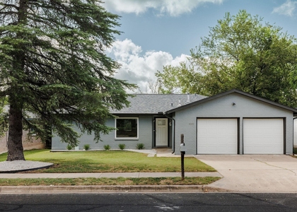 6101 London Dr - Photo 1