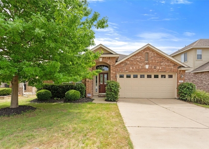 1918 Golden Arrow Ave - Photo 1