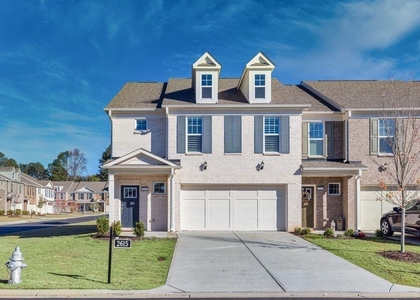 2615 Quaterdeck Drive - Photo 1