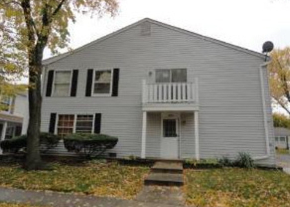 1284 Prairie Avenue - Photo 1