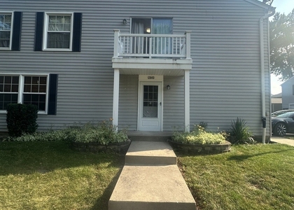 1284 Prairie Avenue - Photo 1