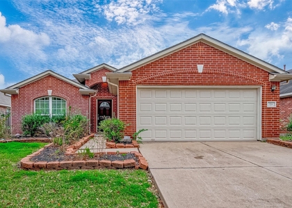 7514 Trail Hollow - Photo 1