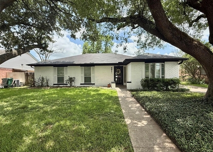 8911 Hendon Lane - Photo 1
